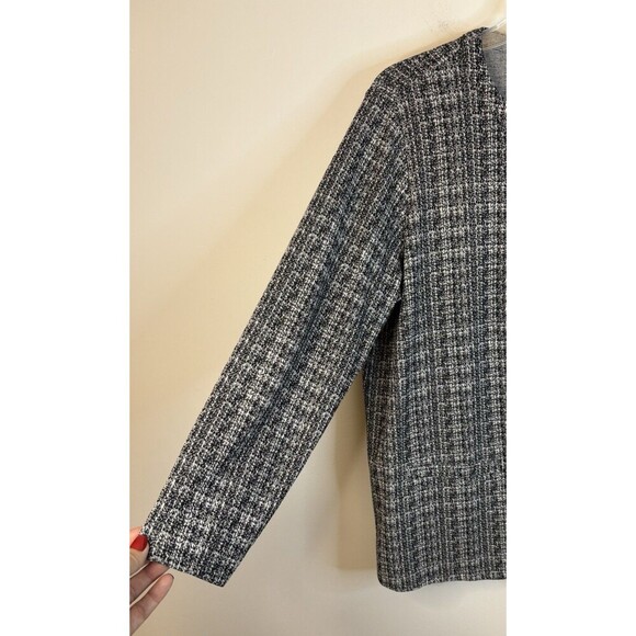 J JILL Wearever Black White 3-Hook Closure Cardigan Medium Lightweight Stretch - Picture 4 of 12